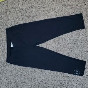 Under Armour Heat Gear Athletic Cropped Leggings